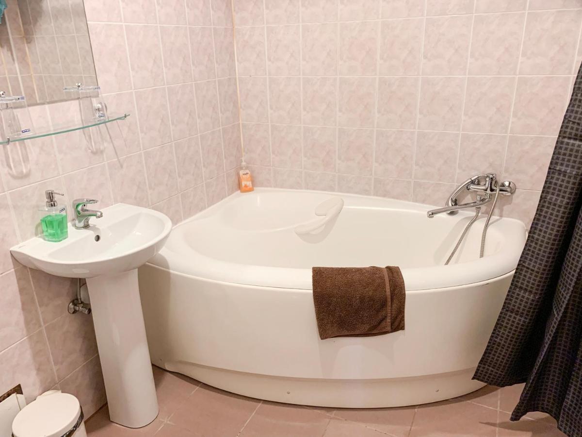 City Inn Riga Apartment, Old Town History Heritage With Parking Bagian luar foto